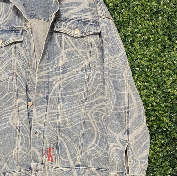 Calvin Klein Abstract Demin Jacket, Large - Picture 3 of 12